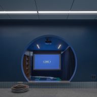 Circle window