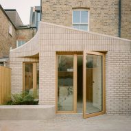 Sobremesa house extension and renovation in London by Studio McW