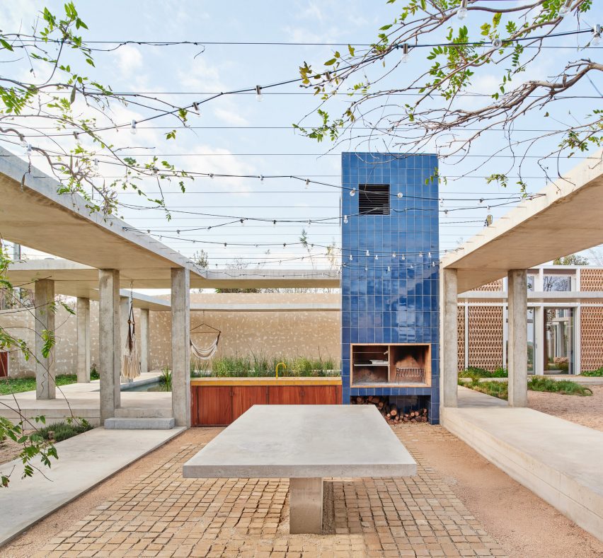 Casa Tres Patis by Twobo Architectura