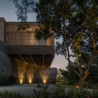 W House II by IDIN Architects