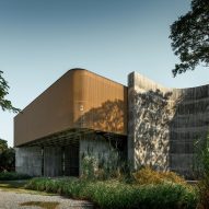W House II by IDIN Architects