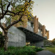 W House II by IDIN Architects