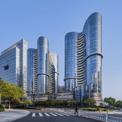 Huahong Metropolitan Center by Mudo Architects