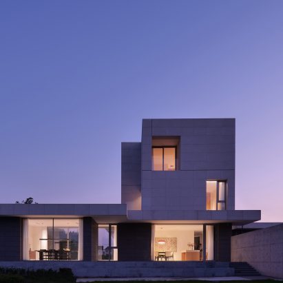 Jun Meng - A House of Light by LQS Architects