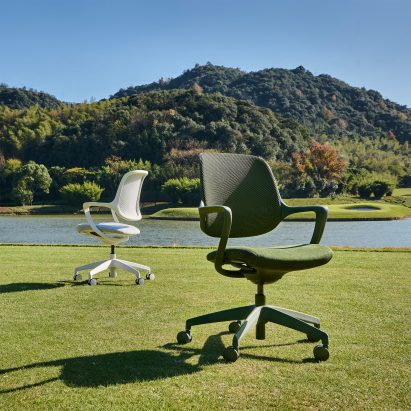 Niro Light Task Chair by DKE Office