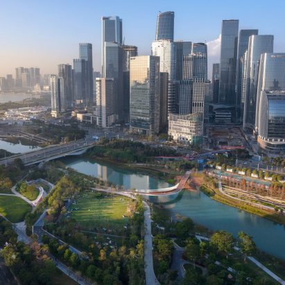 Qianhai Guiwan Park by Field Operations