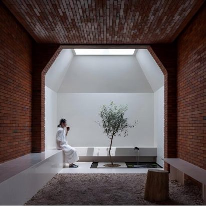 The New Zhenjiang Shanghai Xiao Long Bao Concept Store by FG Studio