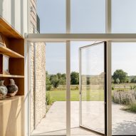 Glazed wall at Bulls Barn house by Selencky Parsons
