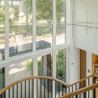 Atrium of Bulls Barn house by Selencky Parsons
