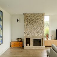 Flint fireplace in Bulls Barn house by Selencky Parsons