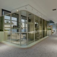Harp space dividing system by Flokk
