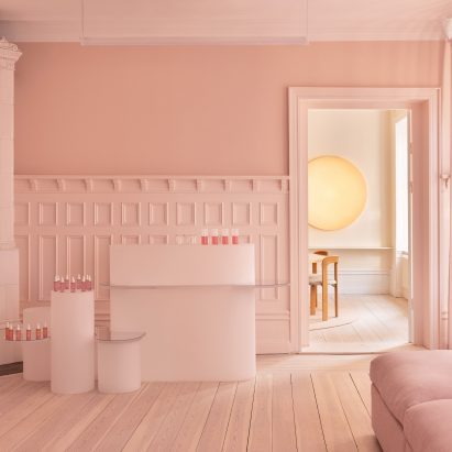 Photo of pink room by ASKA