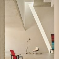 House in Cala Tamarit by Rául Sánchez Architects
