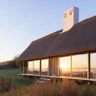 Vejrhøj summerhouse renovation by Studio Marshall Blecher and Jan Henrik Jansen Arkitekter