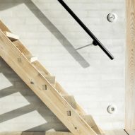 Vejrhøj summerhouse renovation by Studio Marshall Blecher and Jan Henrik Jansen Arkitekter
