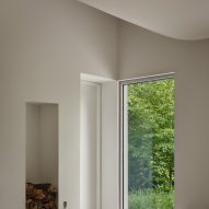 Waterhouse by Oyama and Julia Manaćas Architecte