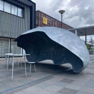 Junya Ishigami places cloud-like kiosk "on the verge of falling over" in Fukuyama