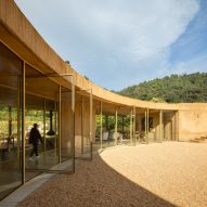 Canales Circular house