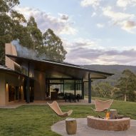 Howqua River Lodge by RobMills Architecture and Interiors