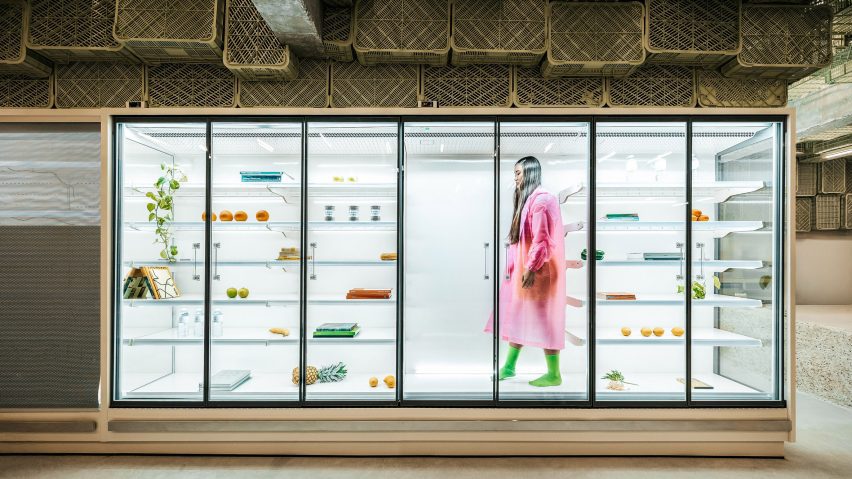 Plastic Box supermarket