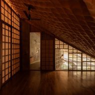 Bridge House by Wallmakers