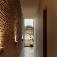 Capuchinas House by Laboratorio de Arquitectura