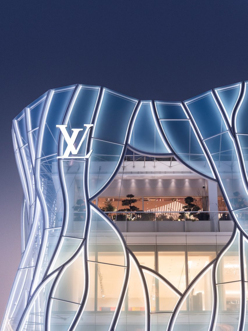 Maison Louis Vuitton Sanlitun Beijing by Jun Aoki