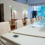 Design Mumbai cafe by Lucas Muñoz
