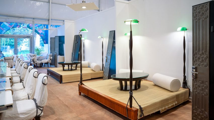 Design Mumbai cafe by Lucas MuÃ±oz