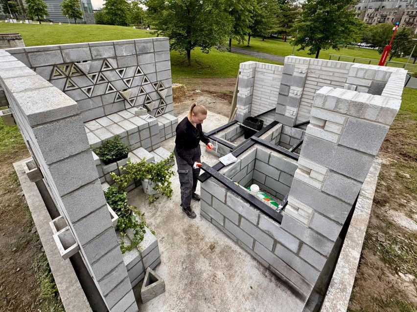 Green Wall – Building with Concrete Block by Allyson Cromwell, Fernanda Cadenillas, Nicholas Archacki, Fion Li, Sidney Mauricio, Juan Giraldo and Matthew Le Rouzic