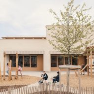 Groupe Scolaire Simone Veil by Le Penhuel & Associés