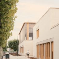 Groupe Scolaire Simone Veil by Le Penhuel & Associés