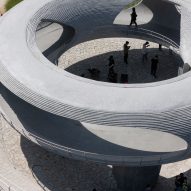 Resting Loop with Views pavilion by HCCH Studio