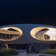 Resting Loop with Views pavilion by HCCH Studio