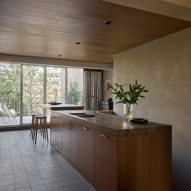 Kitchen counter in Townhouse VI in Kortrijk by Decancq Vercruysse