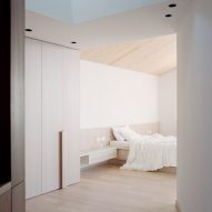Hometown House by MoDusArchitects