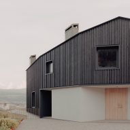 Hometown House by MoDusArchitects