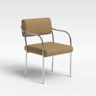 Outline chair by Formiing