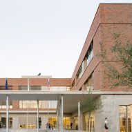 Vida Elementary School by Opočenský Valouch Architects