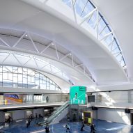 Pittsburgh Airport architecture