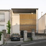 Street facade of 2in1 Houses at Noisy-le-Sec by MXarchitecture