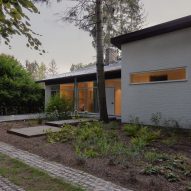 Entrance to Bungalow Sint-Martens-Latem by Decancq Vercruysse