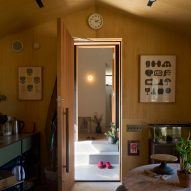 House in Onimichi by Denizen Works