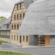 Mother-of-Pearl Experience Museum by Schulz und Schulz