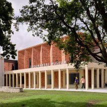 sq-shoemakers-museum-