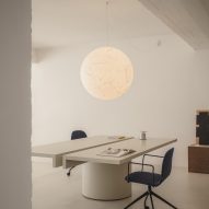 TOT table by Isern Serra for Omelette Editions