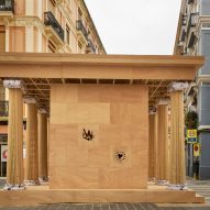 Per Ofrenar Fallas temple in Valencia by PichiAvo