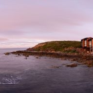 Picnic Island Cabin by Align Architecture & Interiors