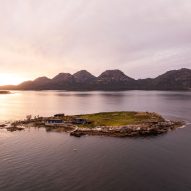 Picnic Island Cabin by Align Architecture & Interiors