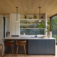 House in Amagansett by Khanna Schultz